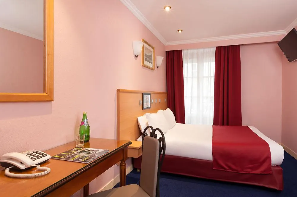 Grand Amelot Hotell 3*