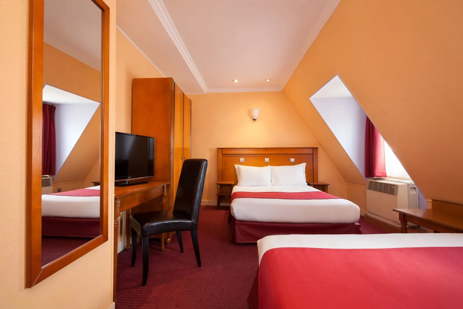 Hotell Grand Amelot 3*