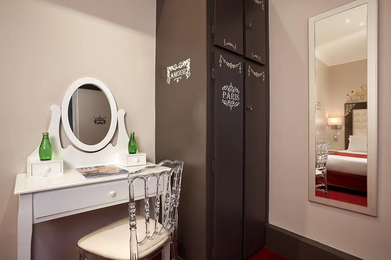 Hotel Grand Amelot Paříž